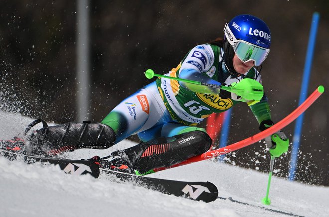 Andreja Slokar je v zadnjem slalomu sezone smučala sijajno. FOTO:&nbsp;Sebastien Bozon/AFP
