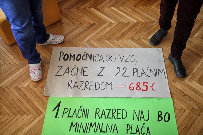 Devetega marca je stavkalo več kot 37.000 zaposlenih v vzgoji in izobraževanju, stavka ni preklicana. FOTO: Blaž Samec/Delo
