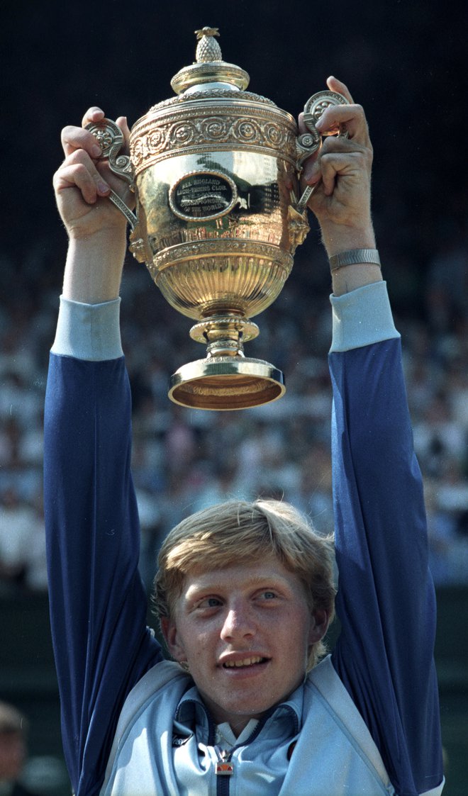 Becker je leta 1985 postal najmlajši zmagovalec Wimbledona. FOTO: Peter Skingley/Reuters
