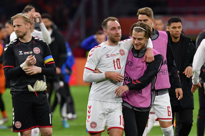 Christian Eriksen je zadovoljen zapuščal nekoč domači štadion Johana Cruijffa v Amsterdamu. FOTO:&nbsp;John Thys/AFP
