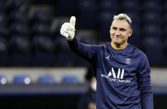 Keylor Navas je bil prvi vratar madridskega Reala v najtrofejnejšem obdobju tega tisočletja, ko je kraljevi klub pod taktirko Zinedina Zidana osvojil en državni naslov in kar tri zaporedne naslove v ligi prvakov. FOTO: Juan Medina/Reuters
