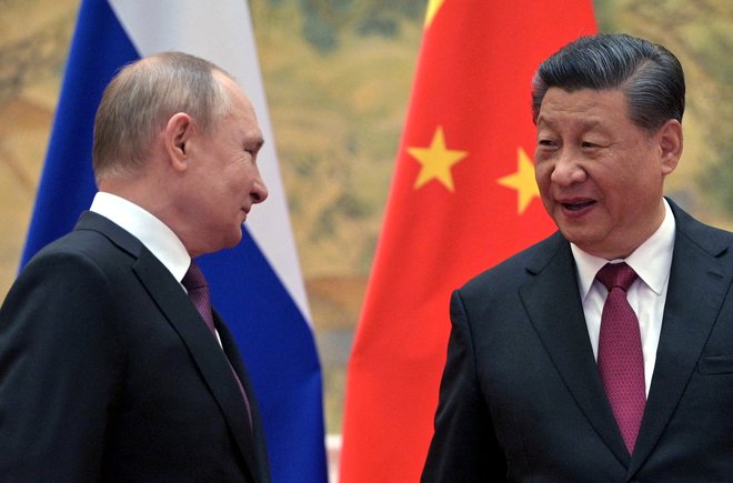 Putin in Xi sta prepričana, da se lahko skupaj veliko močneje upreta Zahodu, Natu in ZDA, kot bi lahko to storila vsak zase. FOTO: Sputnik/Reuters
