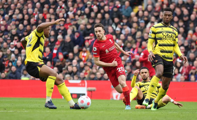 Portugalec Diogo Jota je sanjski teden, v katerem se je z reprezentanco uvrstil na svetovno prvenstvo, začinil še z golom v angleškem prvenstvu. FOTO: Phil Noble/Reuters
