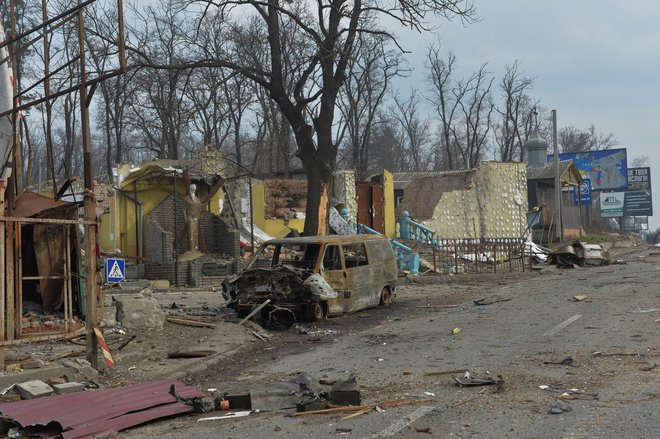 Uničen, a osvobojen Gostomel. FOTO: Oleksandr Klymenko/Reuters
