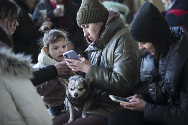 Poleg Logatca in Debelega rtiča bodo kapacitete za nastanitev tudi v nekaterih dijaških domovih in domovih CŠOD. Foto Jure Eržen
