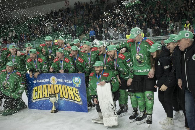 Ljubljančani so novi državni prvaki. FOTO: Jure Eržen/Delo
