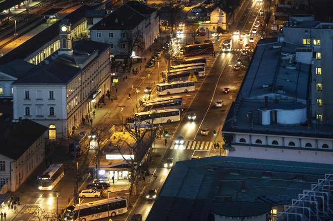 To so velike investicije, ki bodo gradbenim podjetjem srednjeročno zagotovile veliko posla. FOTO: Voranc Vogel
