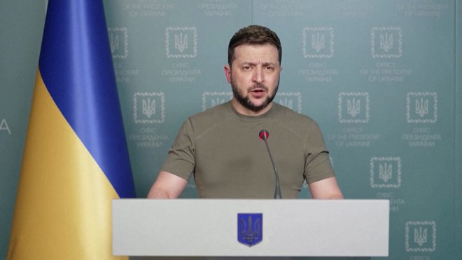 Zelenski je dejal, da se je bitka za Donbas začela. FOTO: Ukrainian Presidential Press/Reuters
