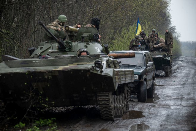 Ukrajinska vojska na vzhodu države. FOTO: Ukrainian Ground Forces/Reuters
