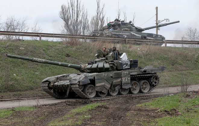 Spopadi na vzhodu Ukrajine. FOTO: Alexander Ermochenko/Reuters
