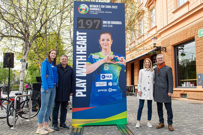 V Ljubljani so 197 dni pred otvoritvijo EP zagnali odštevalnik. FOTO: Aleš Cipot/playwithheart.eu
