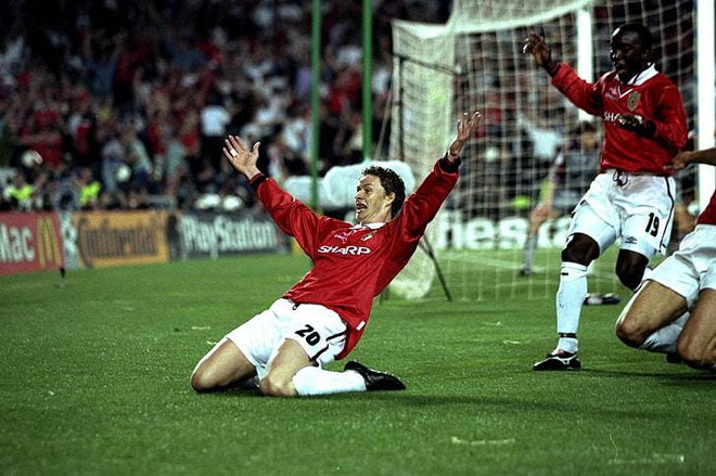 Ole Gunnar Solskjær se je veselil odločilnega zadetka v tretji minuti sodnikovega dodatka v drugem počasu. FOTO: Planet football
