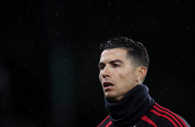 Cristiano Ronaldo naj bi jutri zaigral proti londonskim topničarjem.&nbsp; FOTO: Carl Recine/Reuters
