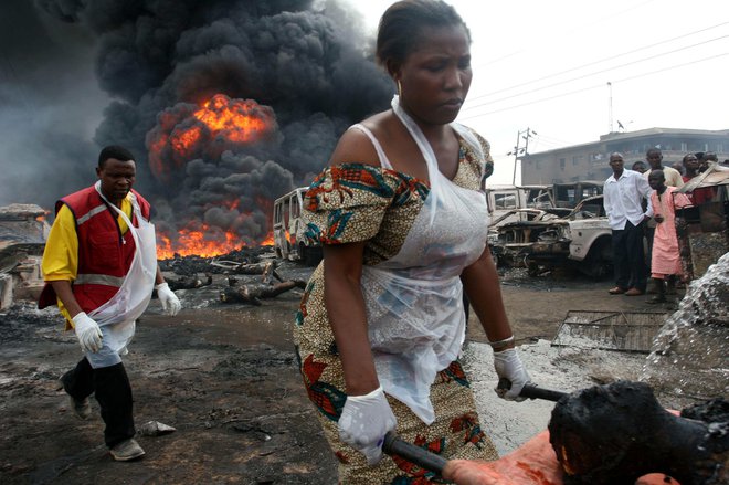 Eksplozije v Nigeriji, ki je prepletena z naftovodi in plinovodi, niso redke.&nbsp;FOTO: Akintunde Akinleye/Reuters
