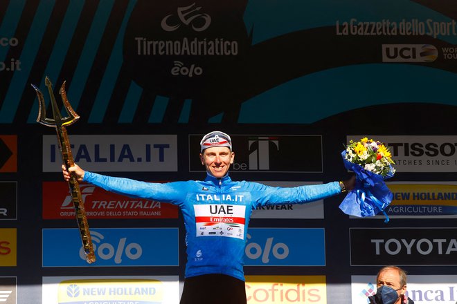 Tadej Pogačar poveljuje lestvici Mednarodne kolesarske zveze (UCI). FOTO: Luca Bettini/AFP
