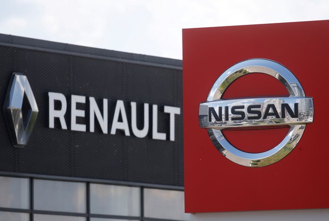 Vojna in inflacija povzročata velike težave povezavi Renault-Nissan. FOTO: Valentin Ogirenko/Reuters
