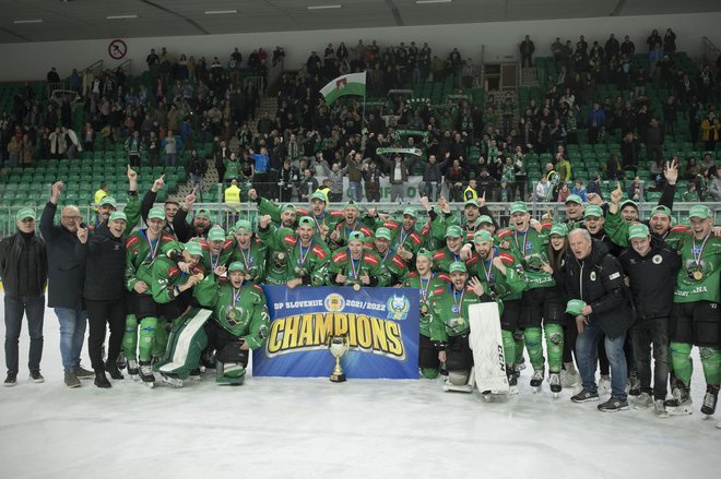 Pri slovenskem hokejskem prvaku SŽ Olimpija so potegnili prvo kadrovsko potezo za novo sezono. FOTO:Jure Eržen/Delo
