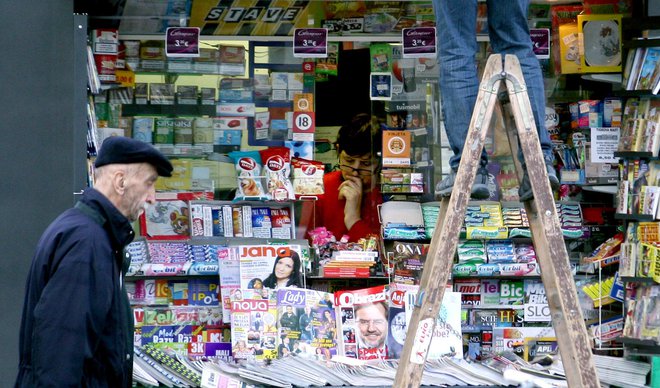 Neodgovorno je prekarnost odrivati v en resor oziroma na eno ministrstvo. FOTO: Šipić Roman/Delo
