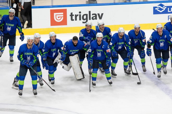 Slovenski hokejisti so si zagotovili vrnitev v elitni razred svetovnega hokeja. FOTO: Voranc Vogel
