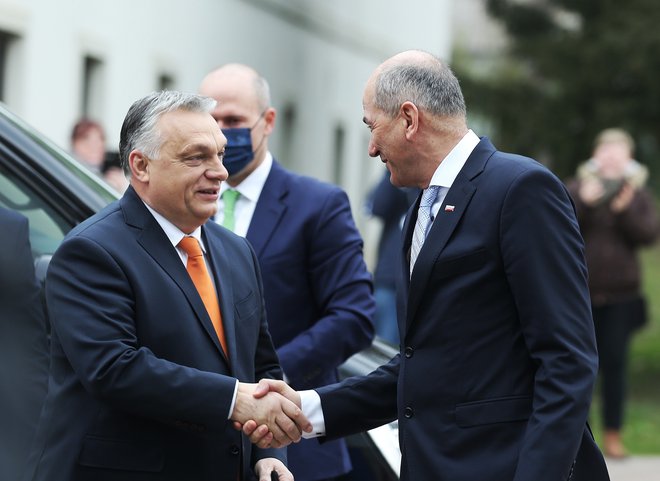 Janez&nbsp;Janša&nbsp;in Viktor&nbsp;Orban sta se&nbsp;v Lendavi srečala nekaj dni pred začetkom ruske invazije na Ukrajino. FOTO: Jože Suhadolnik&nbsp;
