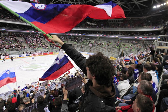 Leta 2012 je bilo v Stožicah izjemno vzdušje na svetovnem prvenstvu skupine B. FOTO: Leon Vidic
