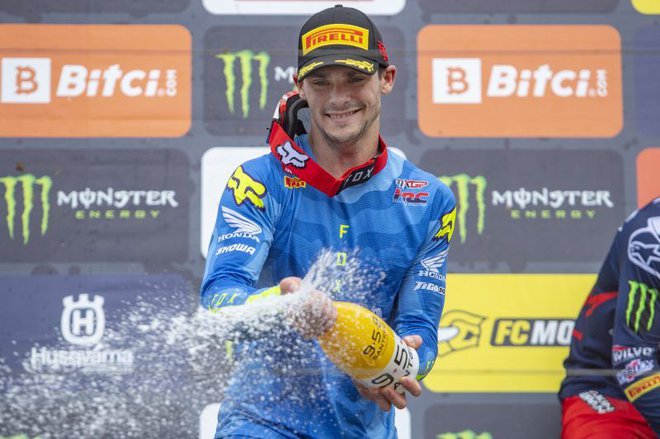 Tim Gajser je trikrat zapored dobil obe vožnji. FOTO: Honda Racing
