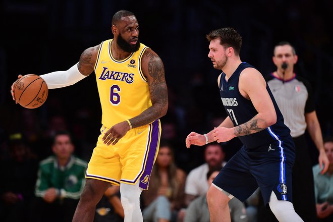 LeBron James in Luka Dončić se že dobro poznata s tekem med LA Lakers in Dallas Mavericks. FOTO: Gary A. Vasquez/USA Today Sports
