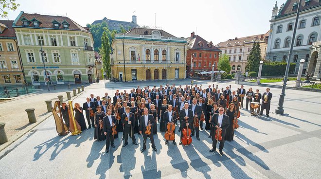 Po turbulentnih časih so novo koncertno sezono v Slovenski filharmoniji spet lahko načrtovali z večjo gotovostjo. FOTO: Janez Kotar
