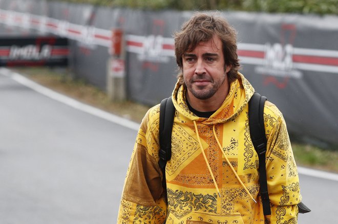 Fernando Alonso bi še dirkal. FOTO: Guglielmo Mangiapane/Reuters

