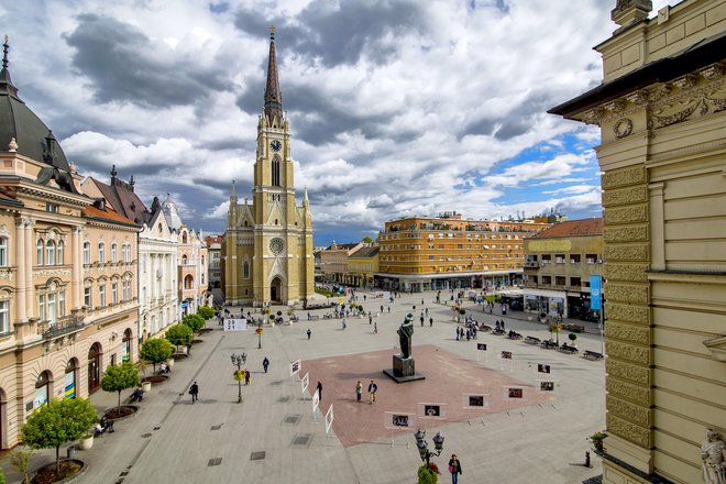 Novi Sad je letos evropska prestolnica kulture, številne prireditve so se pokazale kot pravi magnet za goste z vseh vetrov. FOTO: Aleksandar Milutinović
