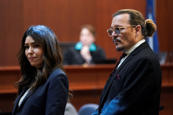 Nova zvezda v sodni dvorani v Fairfaxu v Virginiji je odvetnica Johnnyja Deppa. Foto Kevin Lamarque/Reuters

