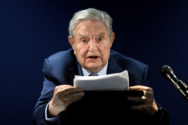 George Soros je v svojem govoru opozoril, da je treba Putina poraziti čim prej, da ohranimo civilizacijo. FOTO: Fabrice Coffrini/AFP
