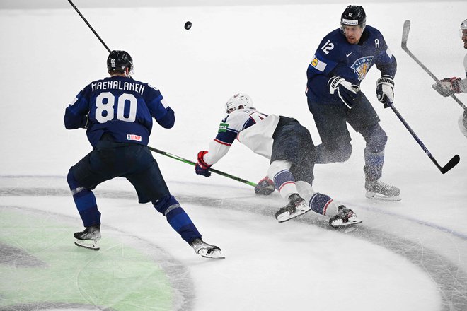 Finski hokejisti se v polfinalu SP niso spotaknili, padli so Američani. FOTO: Jonathan Nackstrand/AFP
