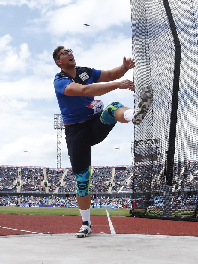 Kristjan Čeh je pred dnevi zablestel tudi na štadionu Alexander v Birminghamu, kjer je zmagal na tekmi prestižne diamantne lige. FOTO: Andrew Boyers/Reuters
