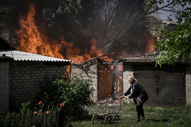 Ruski agresorji so okrepili napade na vsej frontni črti v Donbasu. FOTO:&nbsp;Aris Messinis/AFP
