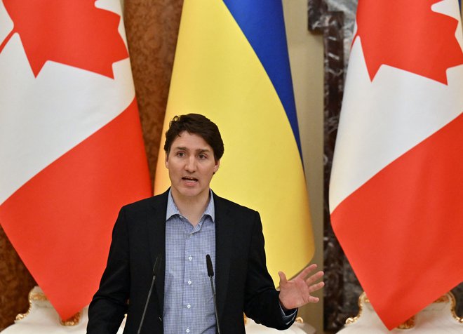 Kanadski premier Justin Trudeau napoveduje generacijsko spremembo odnosa do strelnega orožja. FOTO:Sergei Supinsky/AFP
