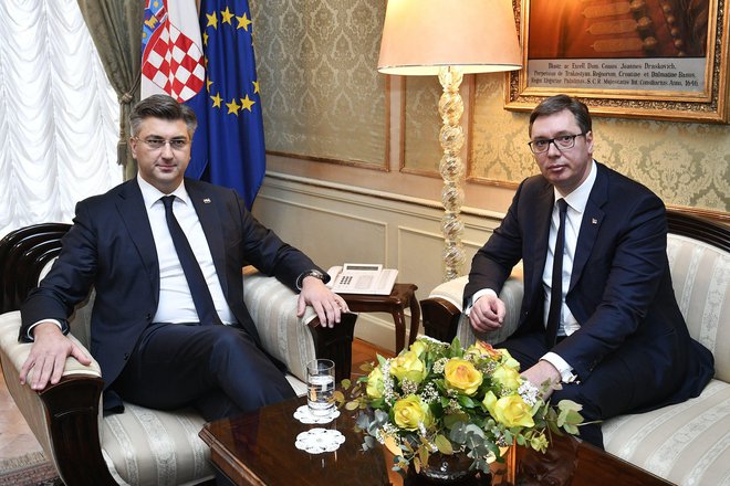 Andrej Plenković (levo) in Aleksandar Vučić sta se že nekajkrat srečala, slabi medsosedski odnosi pa se ne premaknejo z mrtve točke. FOTO: Boris Kovačev/Cropix
