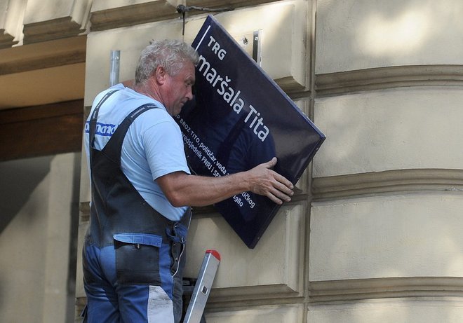 Pet let po zamenjavi bodo enemu od večjih zagrebških trgov najverjetneje spet spremenili ime. FOTO: Damir Krnjac/Cropix
