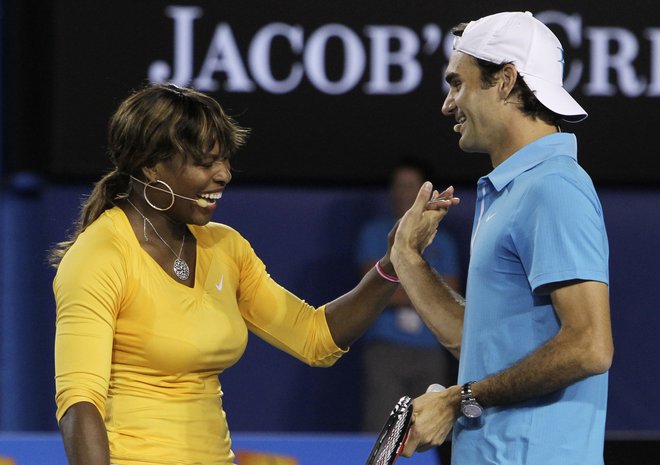 Serena Williams in Roger Federer med dobrodelnim obračunom&nbsp;v Melbournu leta 2010. FOTO: Mick Tsikas/Reuters
