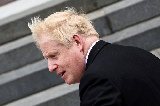 Vodenje vlade in konservativne stranke za Borisa Johnsona po današnjem dnevu najbrž ne bo bistveno lažje. Foto: Henry Nicholls/Reuters
