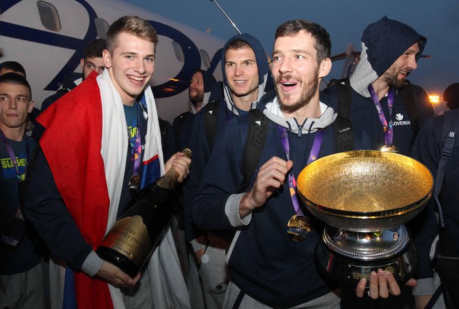 Goran Dragić in Luka Dončić bosta znova združila reprezentančne moči. FOTO: Igor Mali
