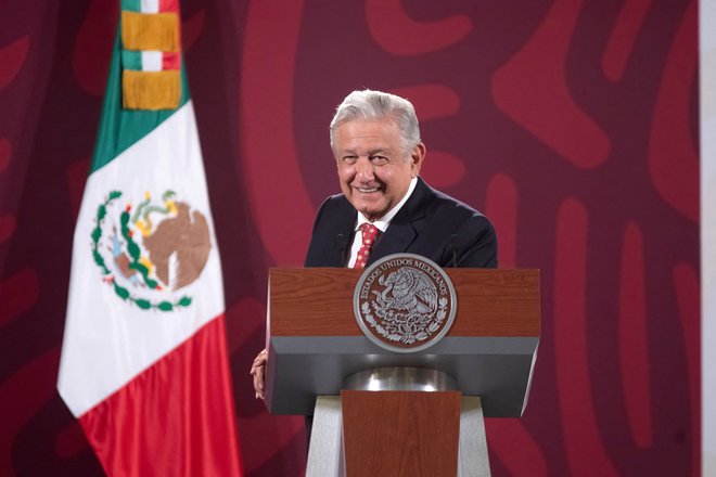 Morda bi vse skupaj minilo kot obroben dogodek, če se ne bi Washingtonu uprl mehiški predsednik Andrés Manuel López Obrador. FOTO: Reuters
