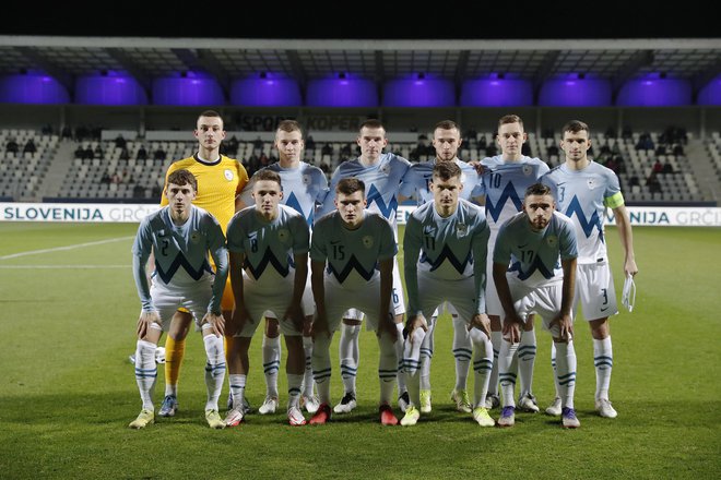 Mlada slovenska nogometna reprezentanca je v zadnji domači tekmi v kvalifikacijah za EP še drugič ugnala Andoro. FOTO: Leon Vidic/Delo
