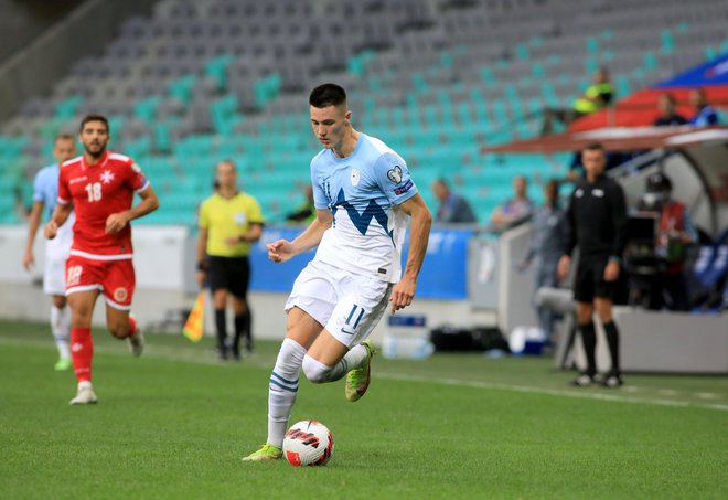 Benjamin Šeško je zabil imeniten gol za končnih 2:2.&nbsp;FOTO:&nbsp;Matej Družnik/Delo
