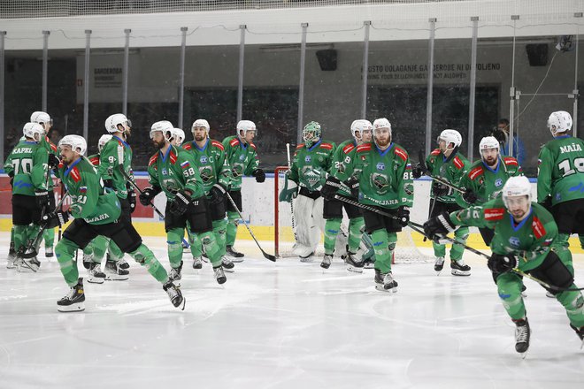 Hokejisti SŽ Olimpije in državni prvaki bodo edini slovenski klub v regionalnem tekmovanju ICEHL, v katerem bo tekmovalo kar 14 klubov. FOTO: Leon Vidic/Delo
