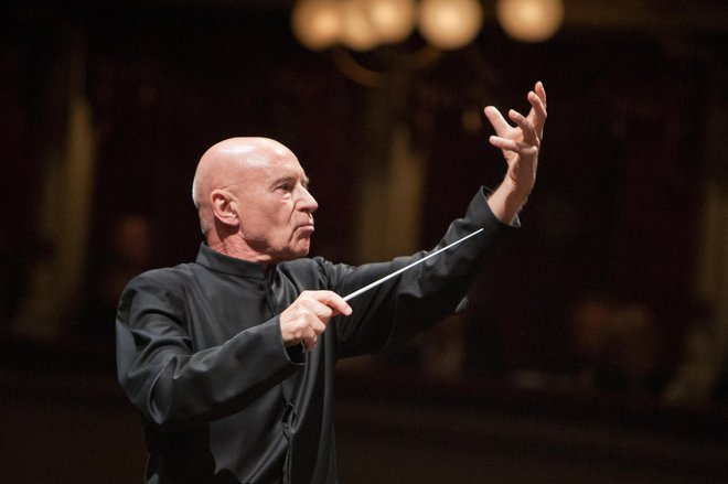 Christoph Eschenbach velja za dirigenta, ki spaja intelekt z edinstvenim čustvenim nabojem. FOTO: Luca Piva
