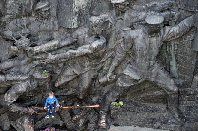 Moderna Evropa je na vojno nepripravljena, ne le materialno, ampak predvsem moralno. FOTO: Sergei Supinsky/Afp
