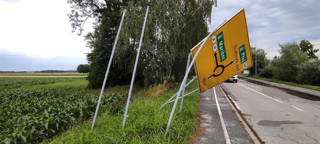 V bližini letališča E. Rusjana Maribor je pihal viharni veter. FOTO: Matej Štegar/Twitter Neurje.si
