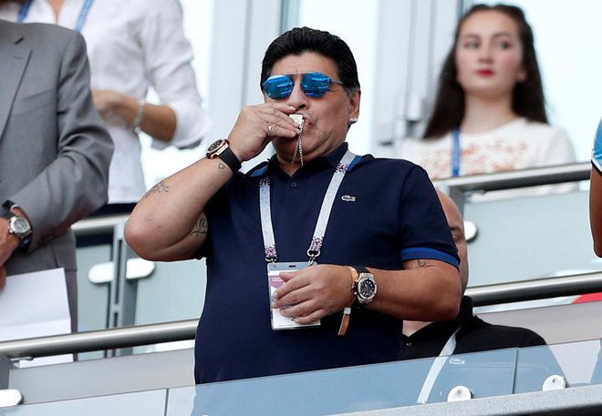 Diego Maradona še ne more počivati v miru. FOTO: John Sibley/Reuters
