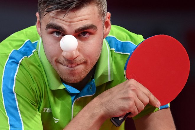 Namiznoteniška moška reprezentanca v zasedbi Darko Jorgić (na fotografiji), Deni Kožul in Peter Hribar si je na sredozemskih igrah že zagotovila četrtfinale. FOTO: Jung Yeon-je/AFP
